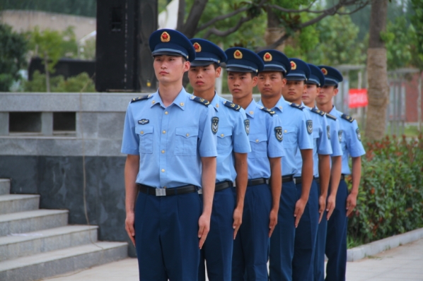 书记刘哲,副院长王思安,副院长林恒道,解放军95982部队副政委张金灿